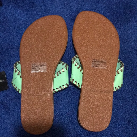 NWT leather sandals ❣️ - Picture 2 of 3